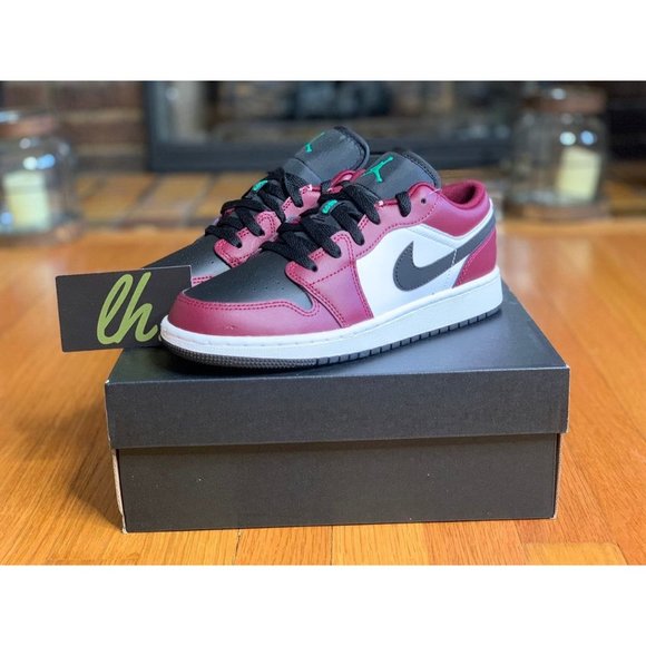 Size 5y Air Jordan 1 Low "Beetroot" - Picture 2 of 5
